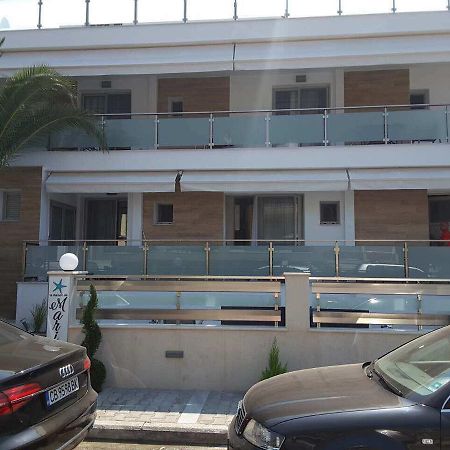 La Maison De Marie Sarti Luaran gambar